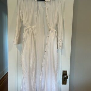 Elegant White Maxi Dress